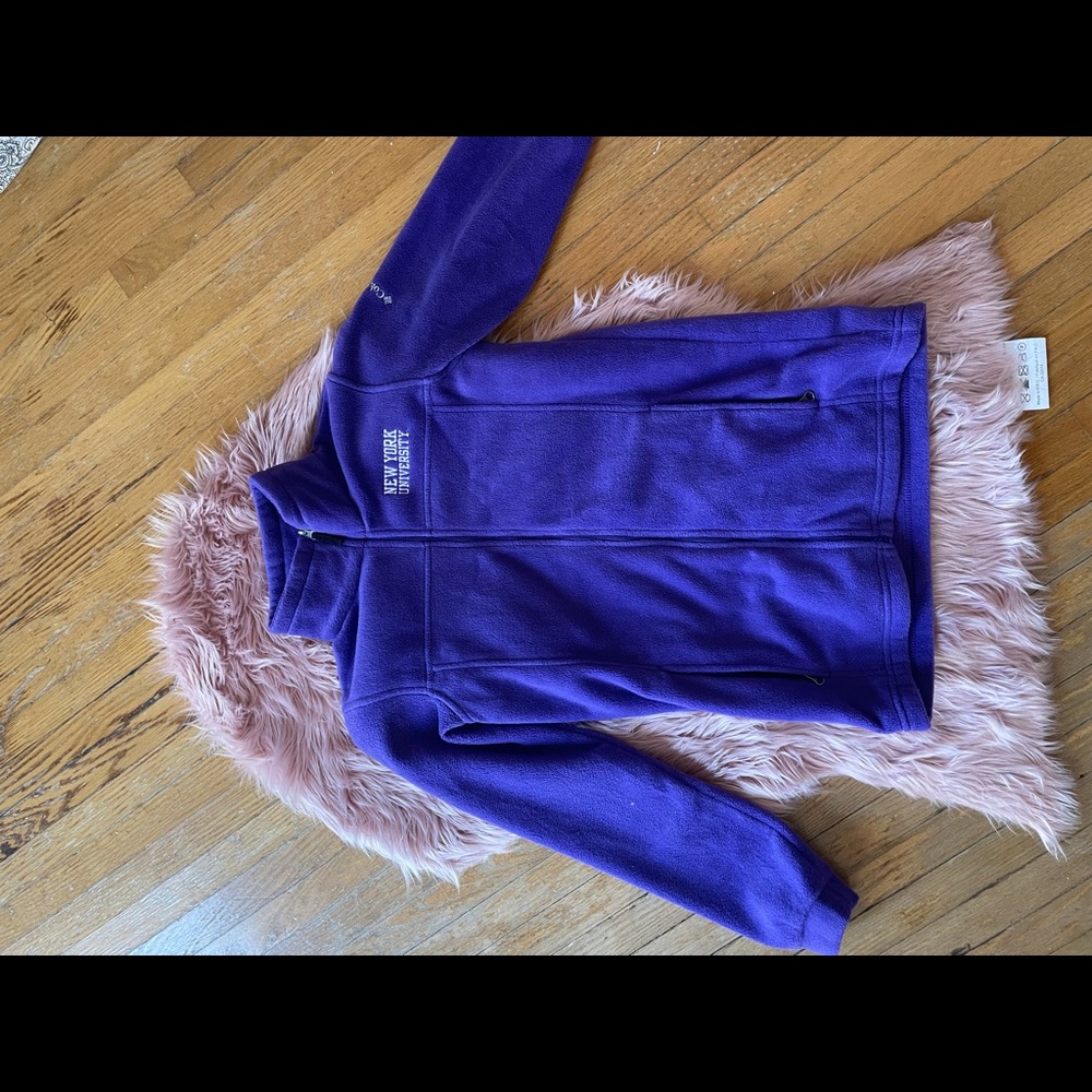 Columbia NYU thermal jacket. Perfect conditions. Kids size XL/ women’s XS